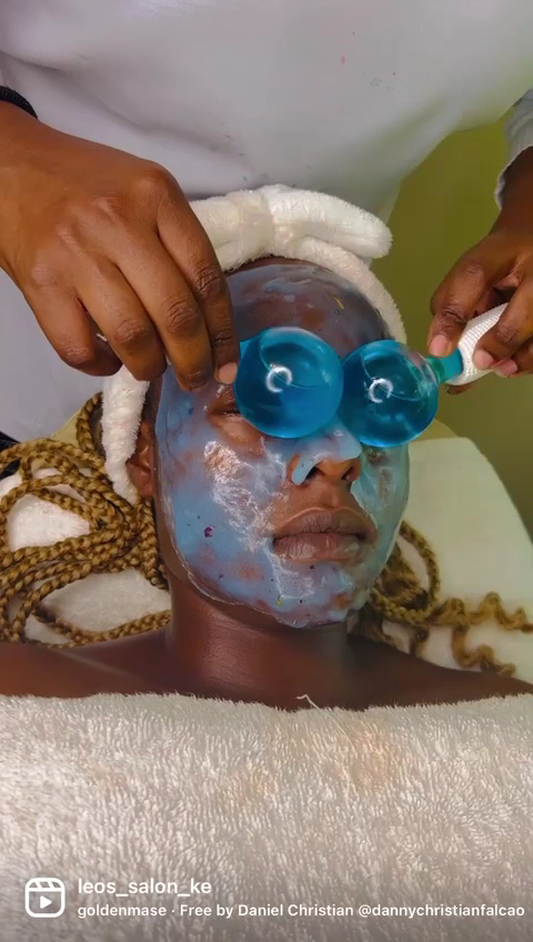 Hydrojelly facial at Leo's Salon